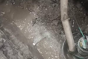 青岛地下室伸缩缝堵漏视频